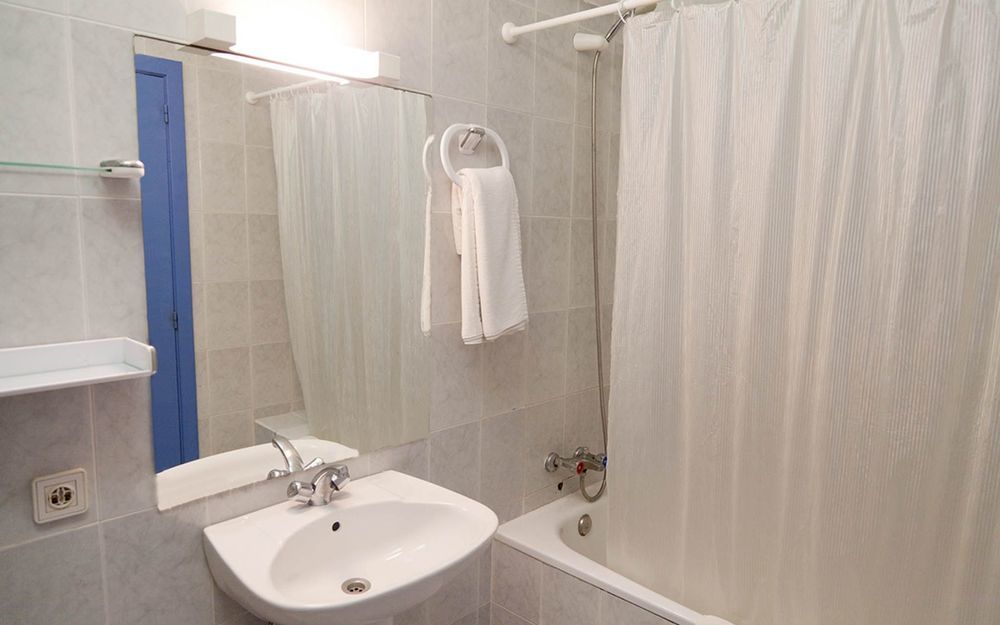 Sant Antoni de Portmany Hotel Apartamentos Vibra Central City - Adults Only מראה חיצוני תמונה