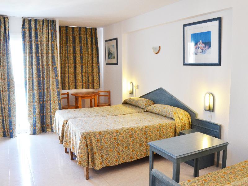 Sant Antoni de Portmany Hotel Apartamentos Vibra Central City - Adults Only מראה חיצוני תמונה