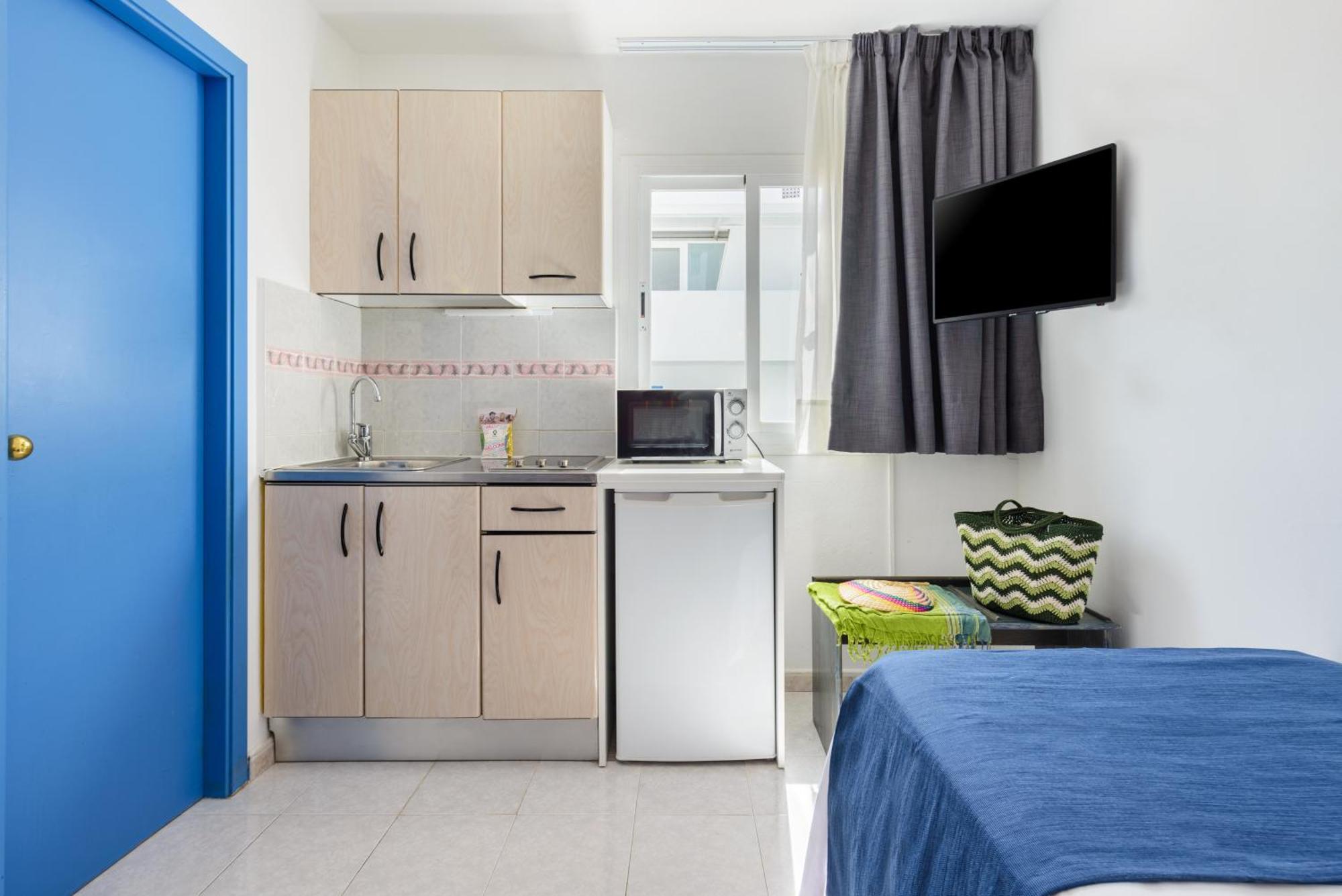 Sant Antoni de Portmany Hotel Apartamentos Vibra Central City - Adults Only מראה חיצוני תמונה