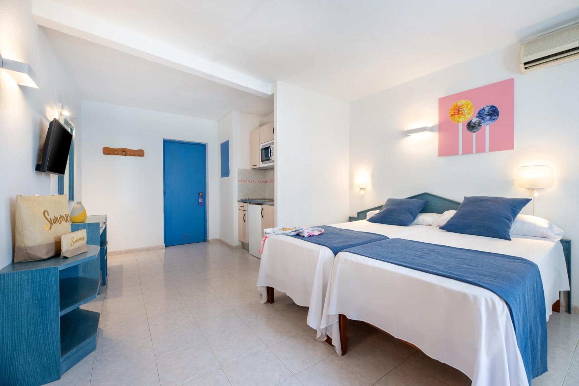 Sant Antoni de Portmany Hotel Apartamentos Vibra Central City - Adults Only מראה חיצוני תמונה