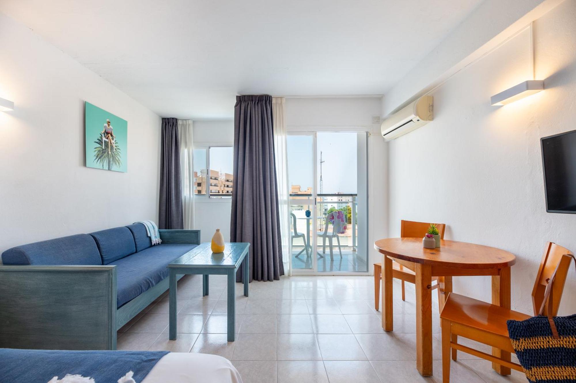 Sant Antoni de Portmany Hotel Apartamentos Vibra Central City - Adults Only מראה חיצוני תמונה