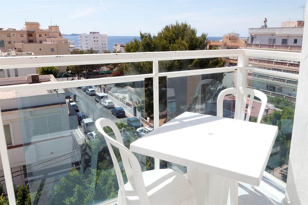 Sant Antoni de Portmany Hotel Apartamentos Vibra Central City - Adults Only מראה חיצוני תמונה