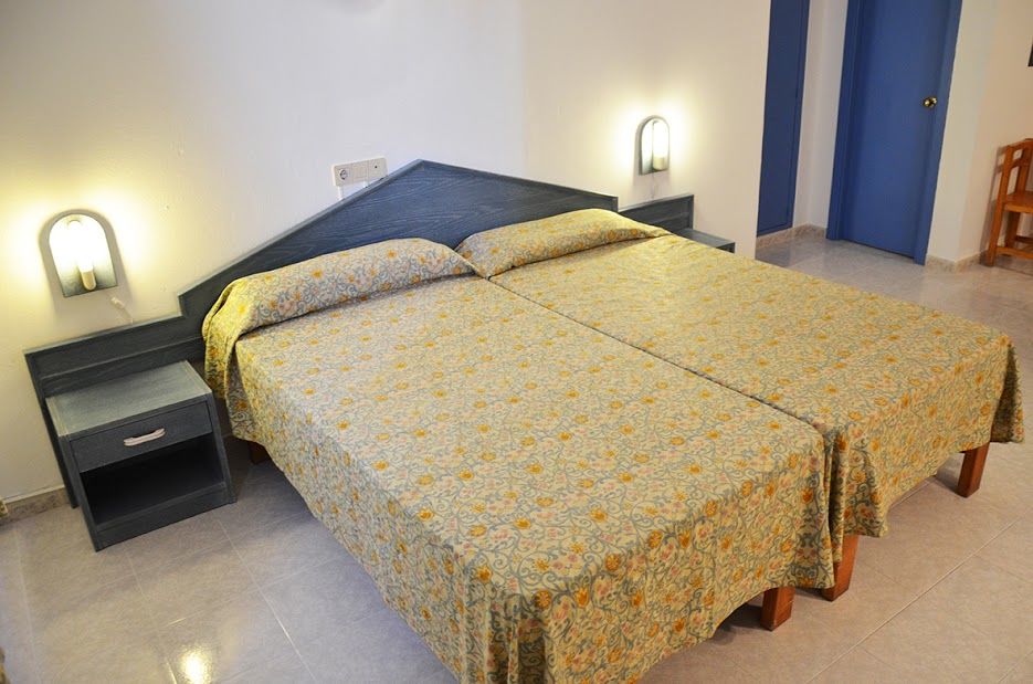 Sant Antoni de Portmany Hotel Apartamentos Vibra Central City - Adults Only מראה חיצוני תמונה