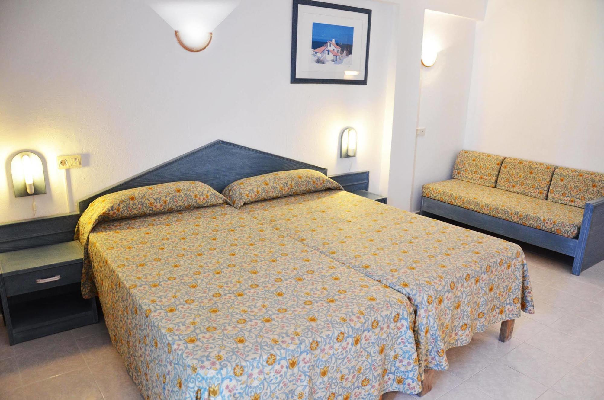 Sant Antoni de Portmany Hotel Apartamentos Vibra Central City - Adults Only מראה חיצוני תמונה
