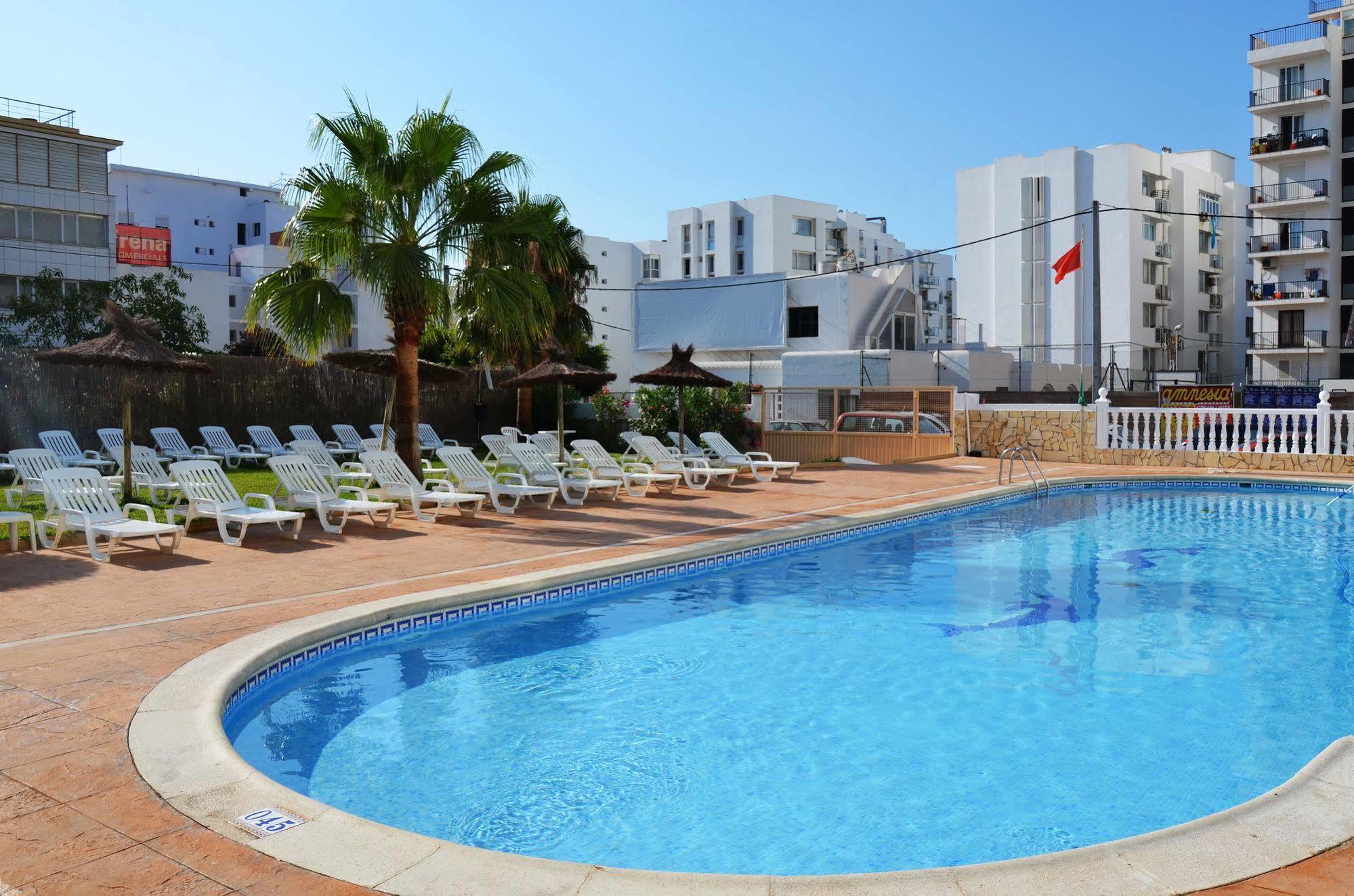 Sant Antoni de Portmany Hotel Apartamentos Vibra Central City - Adults Only מראה חיצוני תמונה