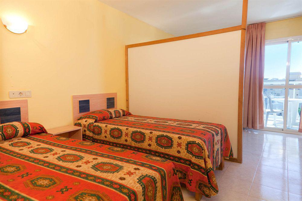 Sant Antoni de Portmany Hotel Apartamentos Vibra Central City - Adults Only מראה חיצוני תמונה